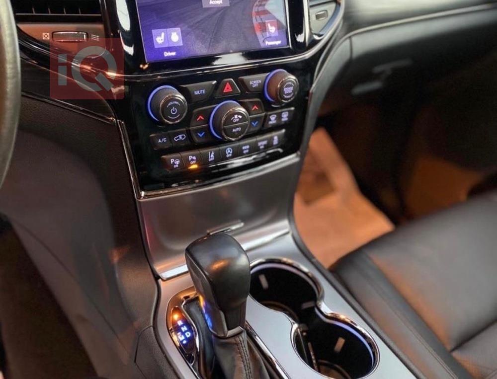 جيب جراند شيروكي